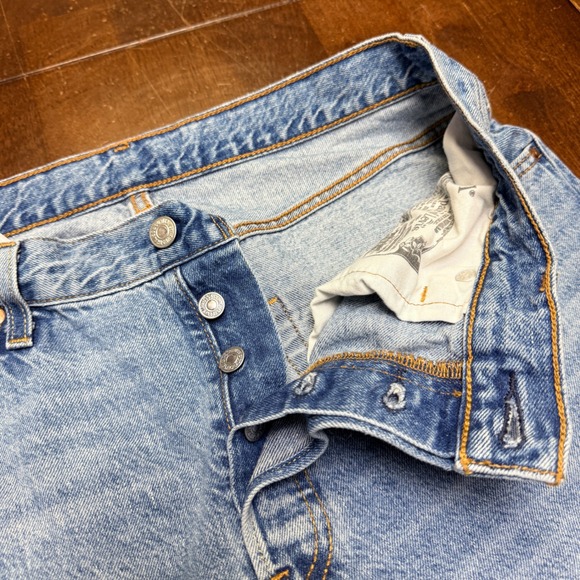 Levi's Premium 501 '90s Jeans Womens 31x30 Light Wash Blue Straight Leg Big E - Picture 7 of 13